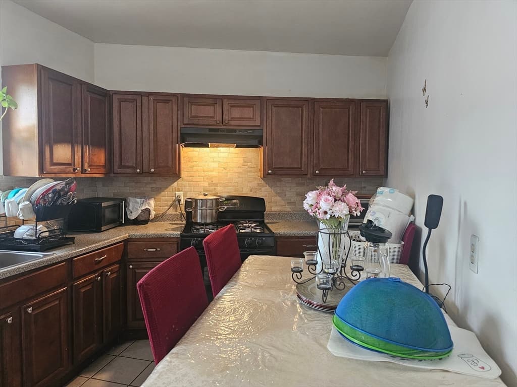 3 Family - 3 Units Up/Down at 38 Browning Ave,, Boston MA 02124, Boston, photo 13 of 21