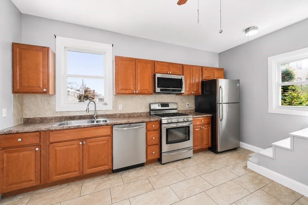 51 Bonney St, New Bedford MA 02740 photo 26
