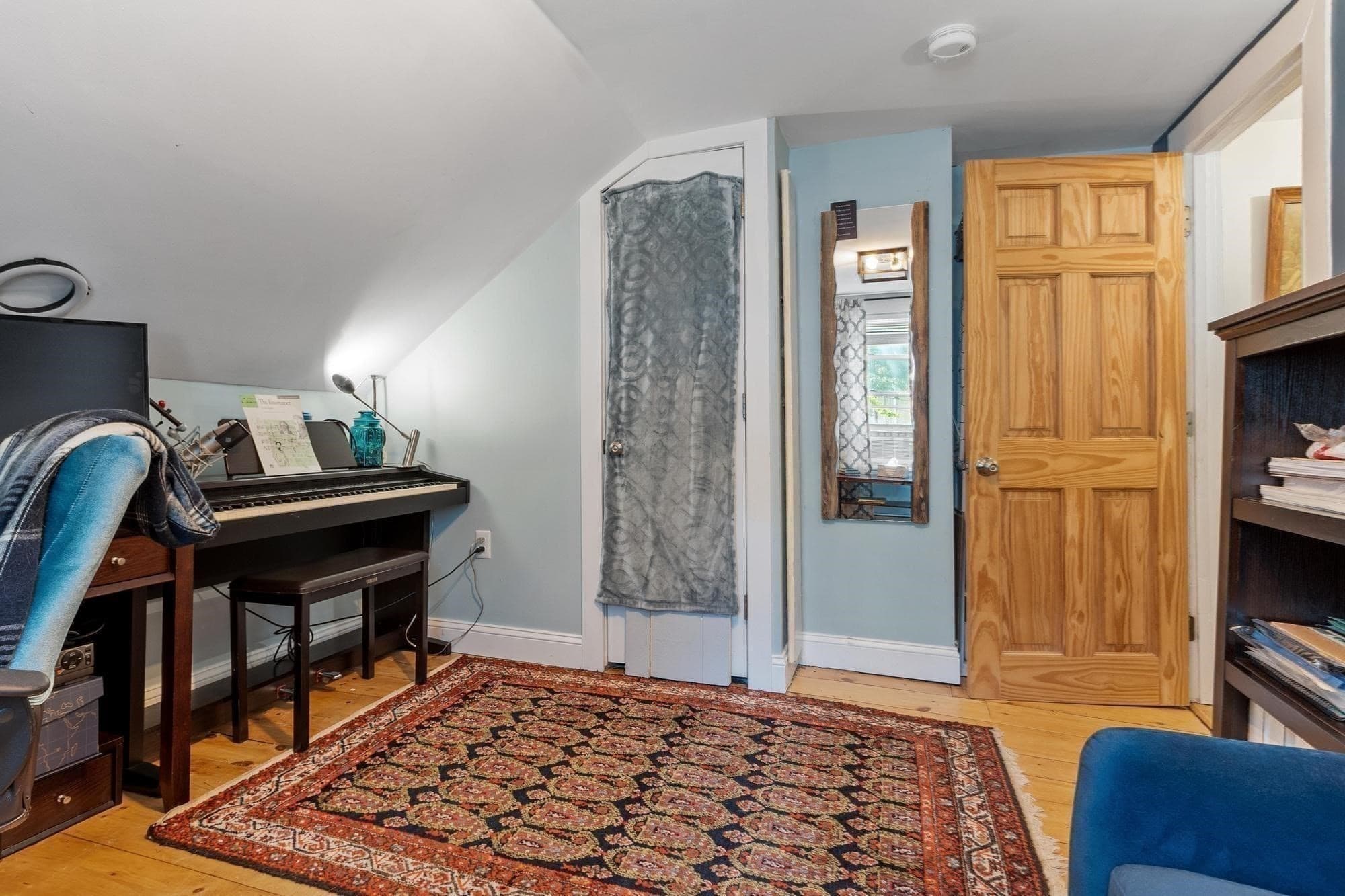 Single Family Residence at 9 Cross St, Fitchburg MA 01420, Fitchburg, photo 17 of 31