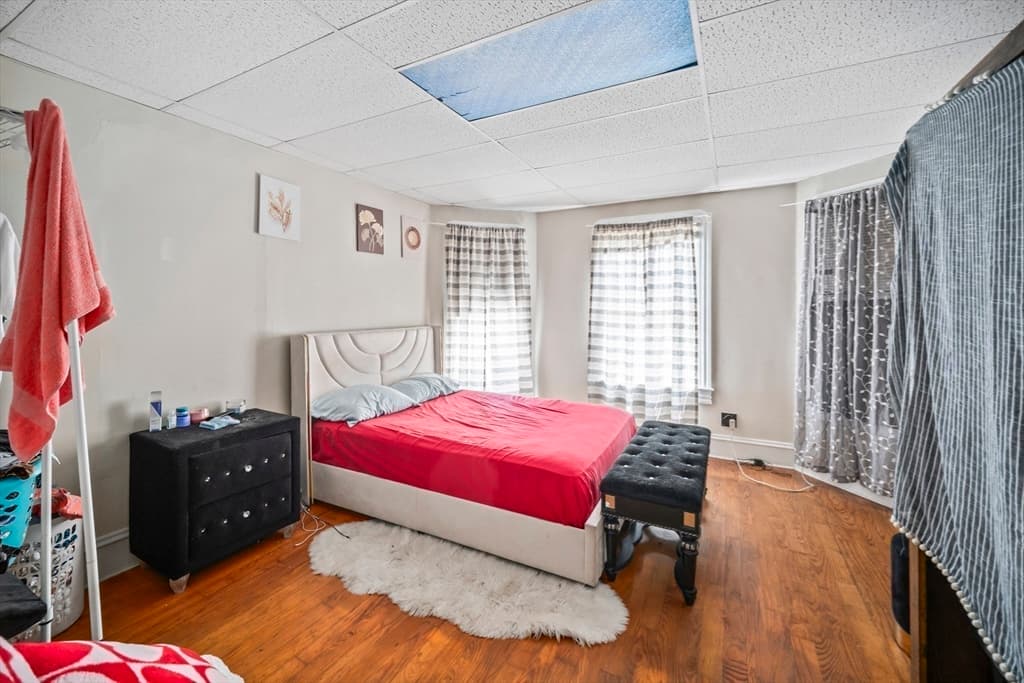82 Snell St, Fall River MA 02721 photo 10