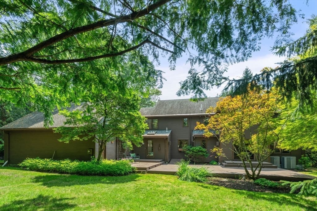 75 Hammond Pond Parkway, Brookline MA 02467 photo 27