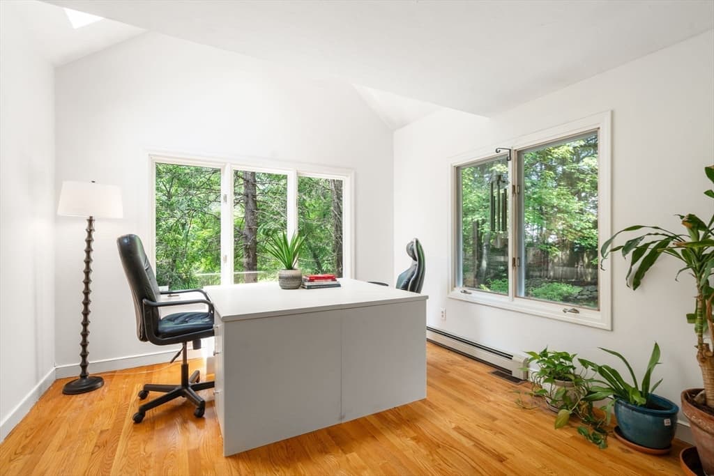 75 Hammond Pond Parkway, Brookline MA 02467 photo 11