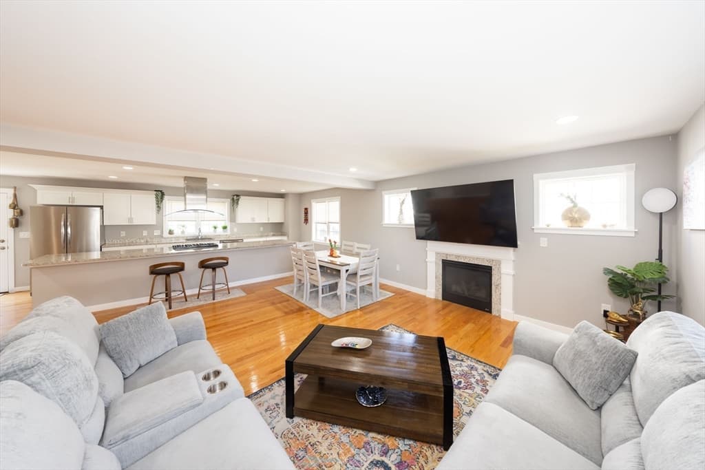 Condominium at 18 Craftsman Ct # 16, Grafton MA 01560, Grafton, photo 14 of 31