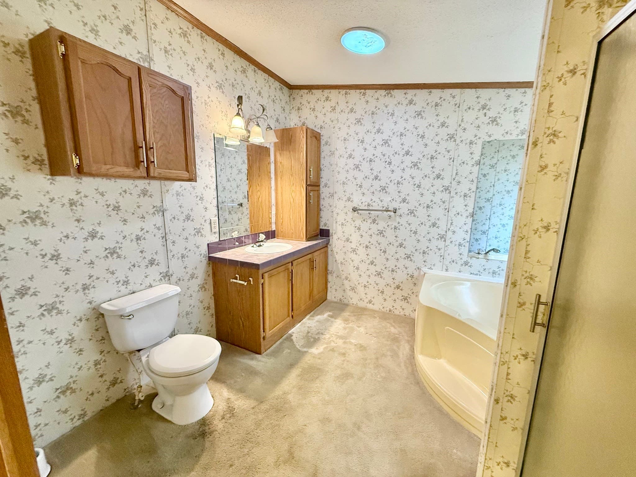 Mobile Home at 22 Sunnydale Cir, Brimfield MA 01010, photo 27 of 32