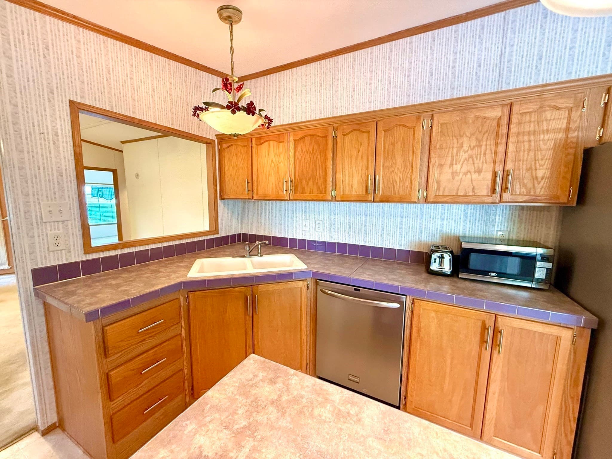 Mobile Home at 22 Sunnydale Cir, Brimfield MA 01010, photo 18 of 32