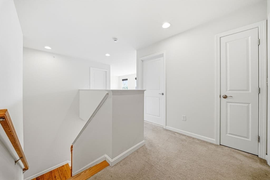 14 Autumn Ridge Dr, Hopkinton MA 01748 photo 16
