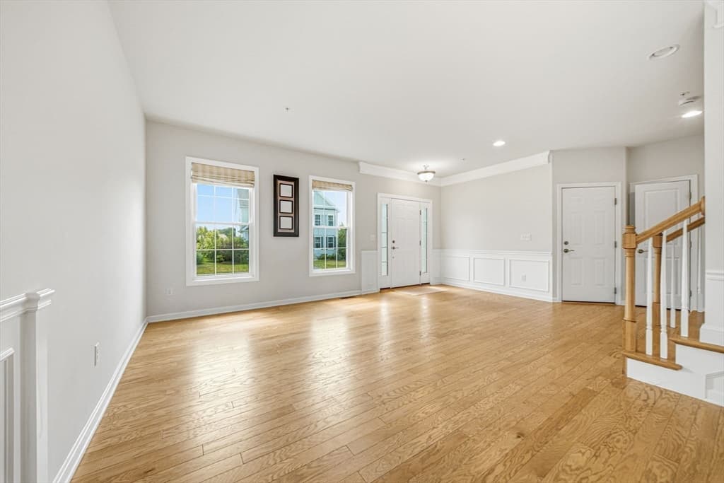 14 Autumn Ridge Dr, Hopkinton MA 01748 photo 10