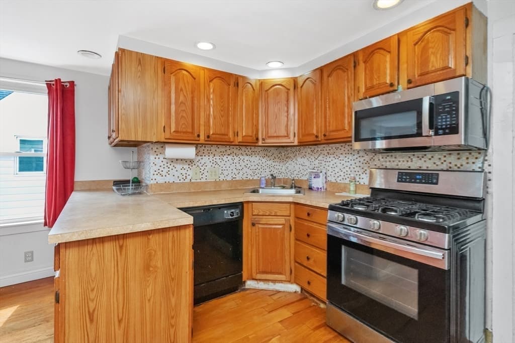126 Butler Rd, Quincy MA 02169 photo 27