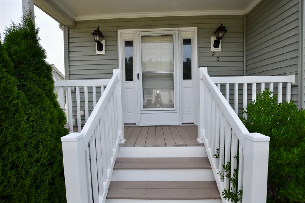 20 Quarry Stone Drive, Bridgewater MA 02324 photo 2