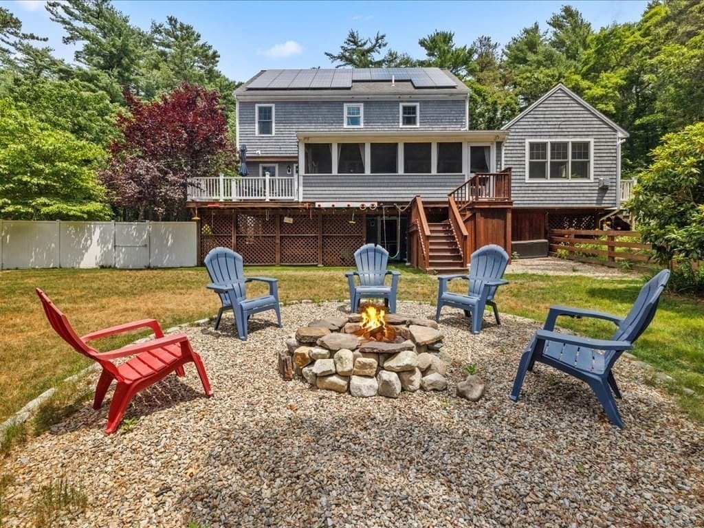 Single Family Residence at 14 Grove St, Kingston MA 02364, photo 38 of 42