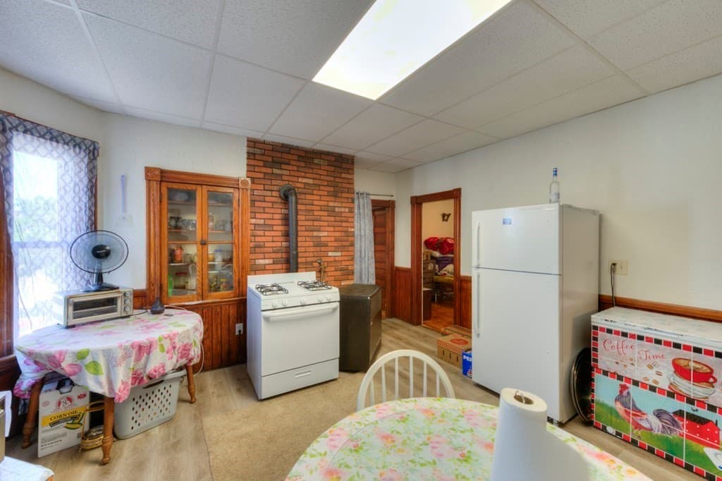 71 Esther St, Worcester MA 01607 photo 31