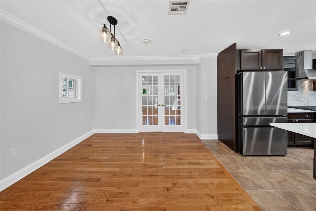 Single Family Residence at 102 Pierce Street, Boston MA 02136, Boston, photo 5 of 31