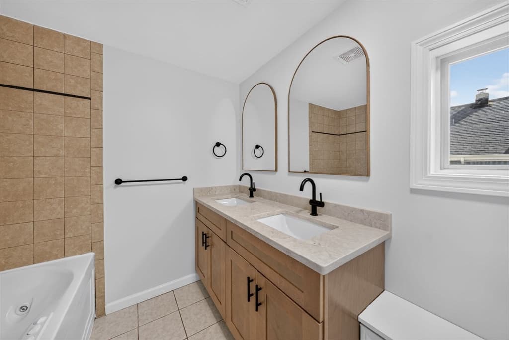 Single Family Residence at 102 Pierce Street, Boston MA 02136, Boston, photo 14 of 31