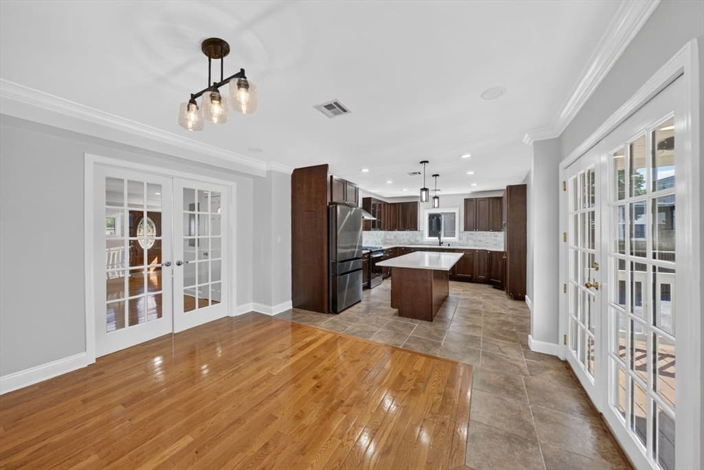 Single Family Residence at 102 Pierce Street, Boston MA 02136, Boston, photo 4 of 31