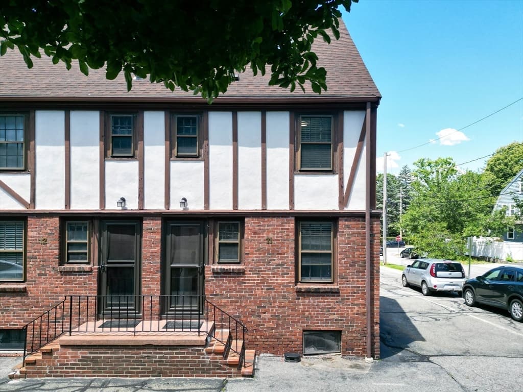 247 Washington St # 11, Winchester MA 01890 photo 2