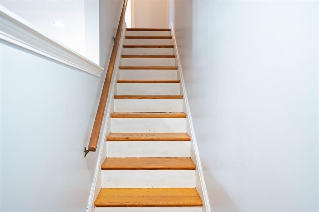 247 Washington St # 11, Winchester MA 01890 photo 8