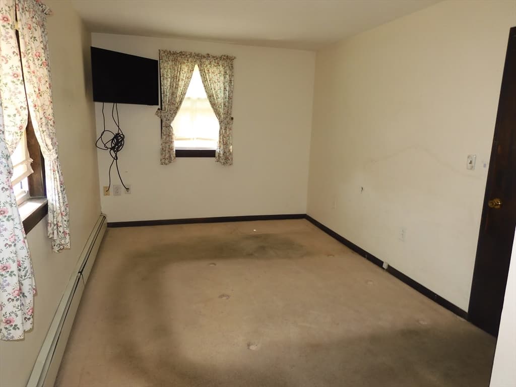 146 Bridle Rd, Billerica MA 01821 photo 17