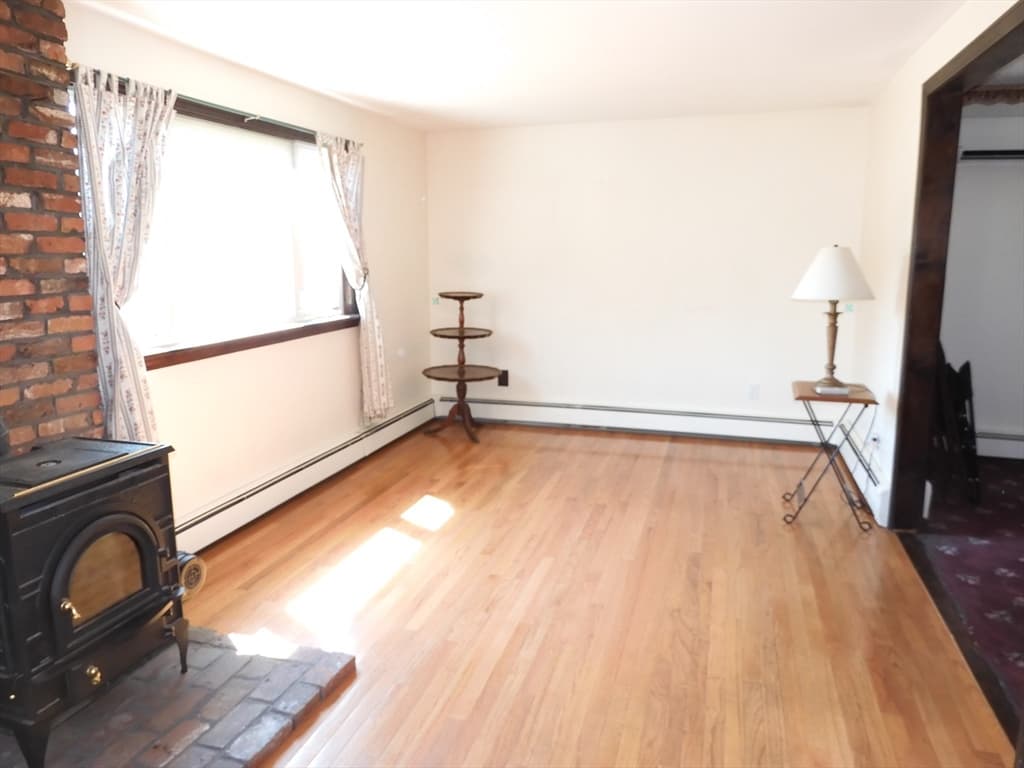 146 Bridle Rd, Billerica MA 01821 photo 3