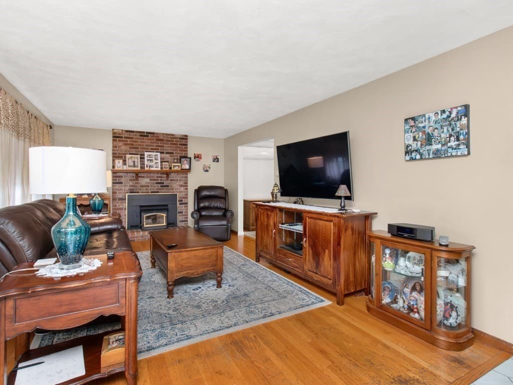 127 Westgate Road, Waltham MA 02453 photo 7