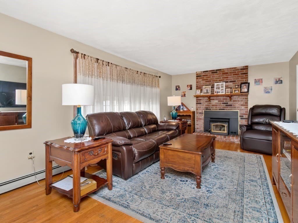 127 Westgate Road, Waltham MA 02453 photo 8
