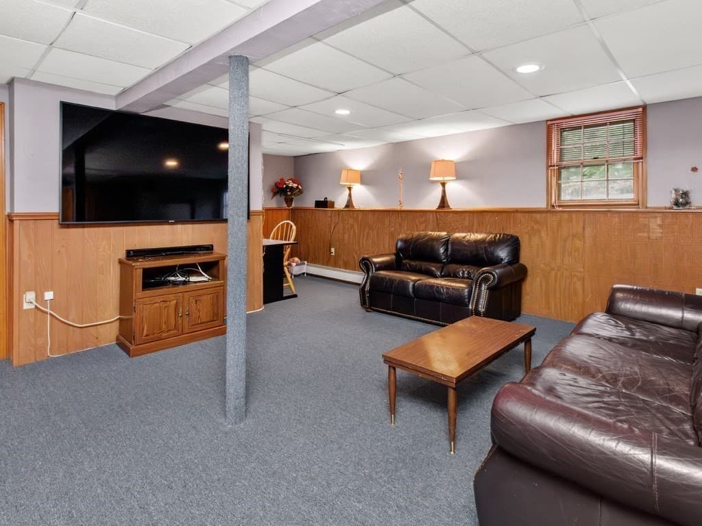 127 Westgate Road, Waltham MA 02453 photo 21