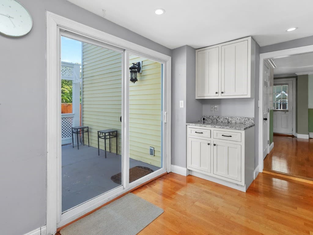 142 Calvary Street, Waltham MA 02453 photo 6