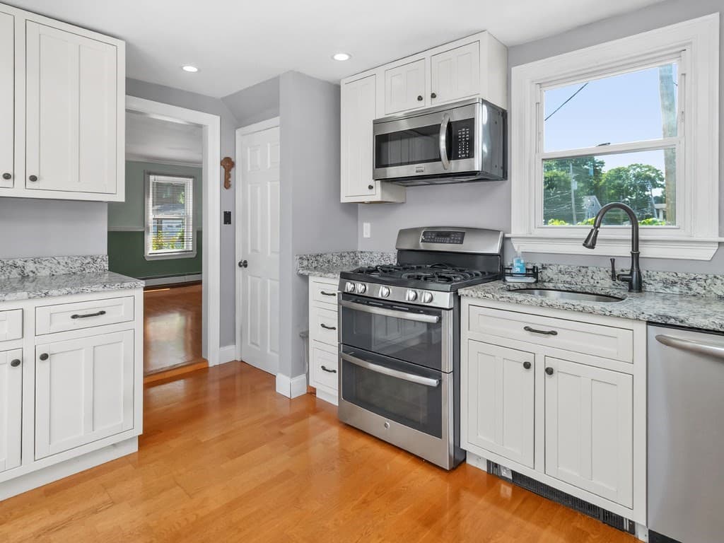 142 Calvary Street, Waltham MA 02453 photo 3