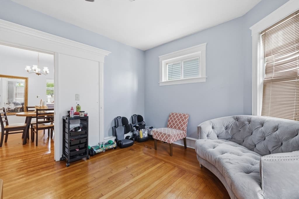 37 Eaton St, Fall River MA 02723 photo 4