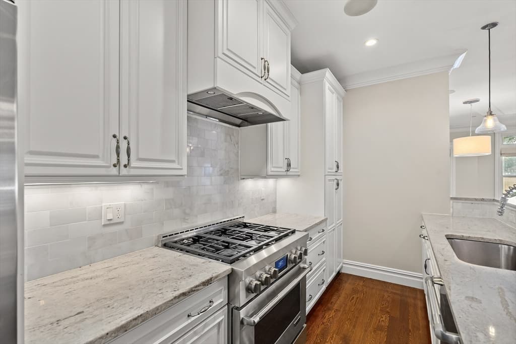Condominium at 9 M # 2, Boston MA 02127, Boston, photo 13 of 41