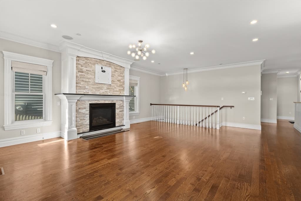 Condominium at 9 M # 2, Boston MA 02127, Boston, photo 5 of 41