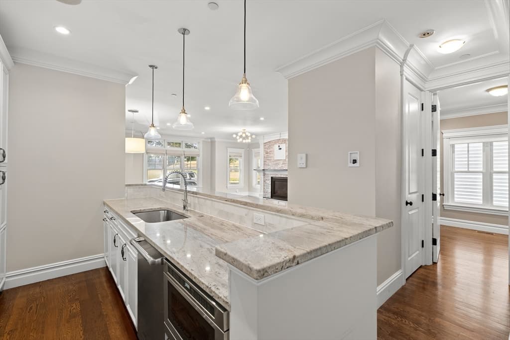 Condominium at 9 M # 2, Boston MA 02127, Boston, photo 14 of 41