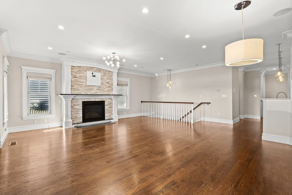 Condominium at 9 M # 2, Boston MA 02127, Boston, photo 4 of 41
