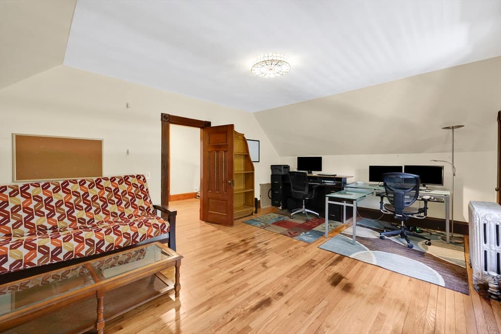 36 Spruceland Ave, Springfield MA 01108 photo 32