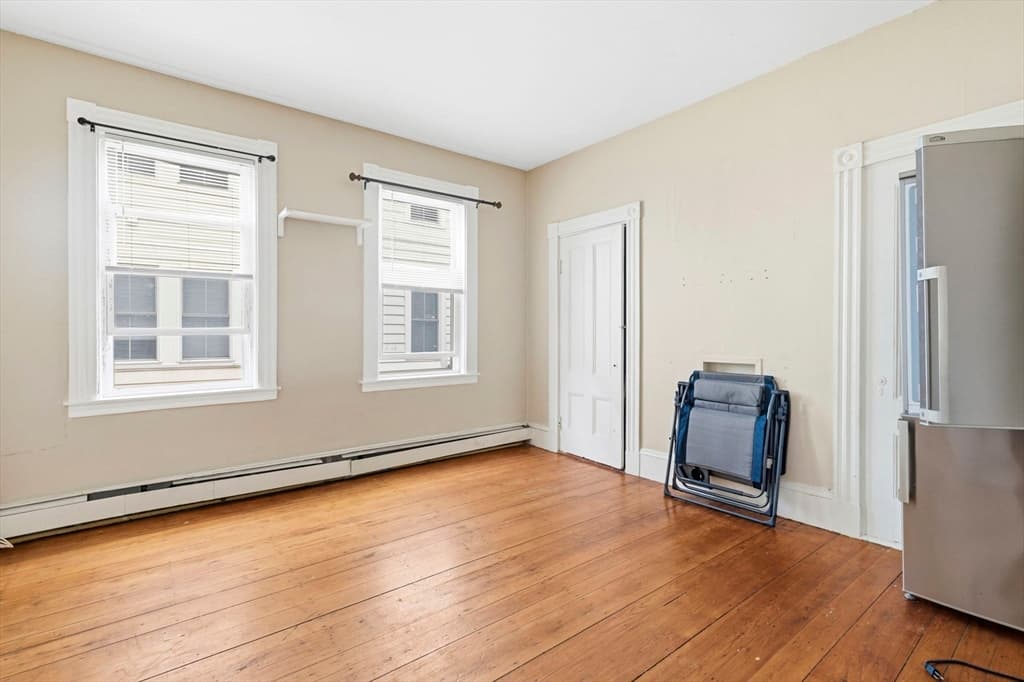 31-33 Lothrop St, Boston MA 02135 photo 6