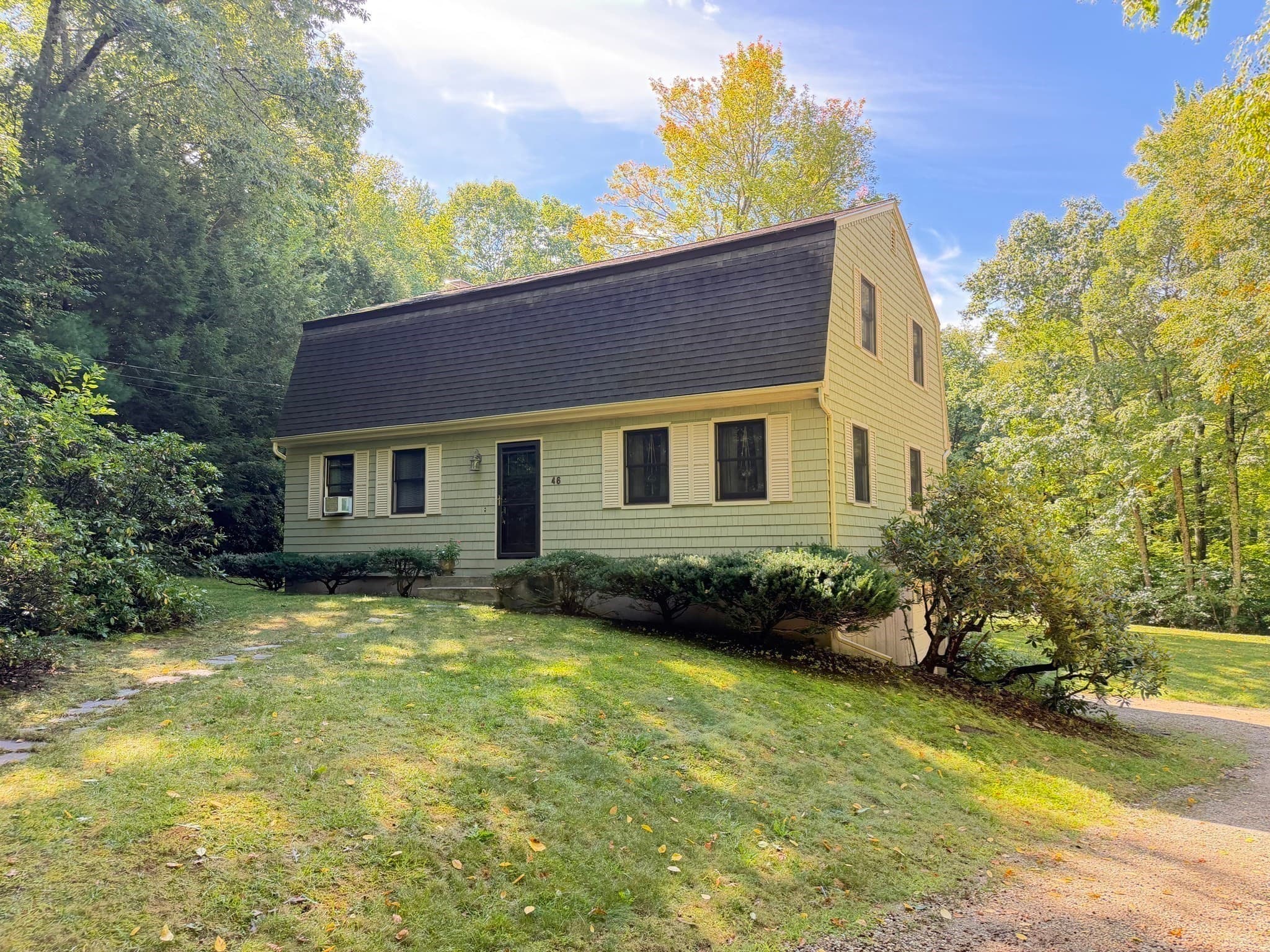 Single Family Residence at 46 Prospect St, Rutland MA 01543, photo 2 of 27