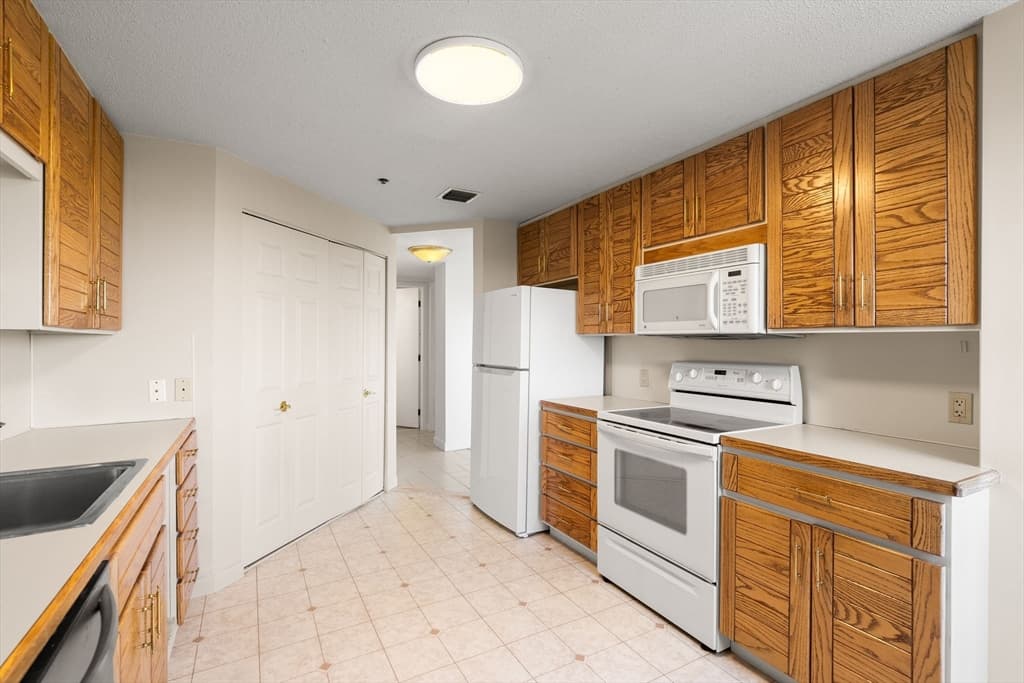 200 Burkhall Street # 505, Weymouth MA 02190 photo 13