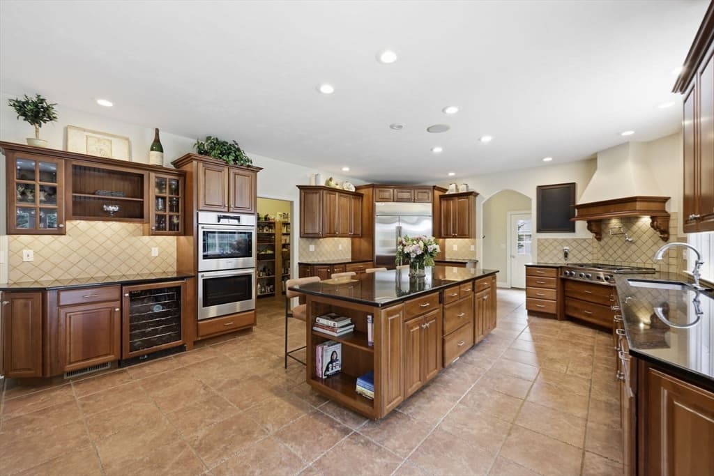 Single Family Residence at 8 Lexington Circle, Southwick MA 01077, Southwick, photo 16 of 42