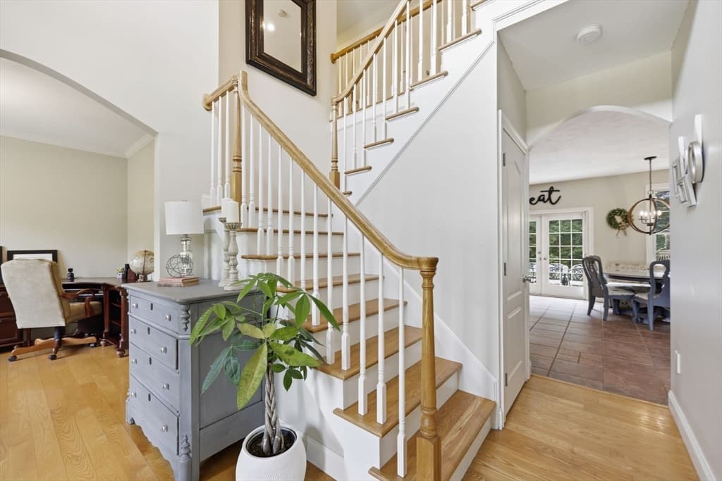 Single Family Residence at 8 Lexington Circle, Southwick MA 01077, Southwick, photo 7 of 42