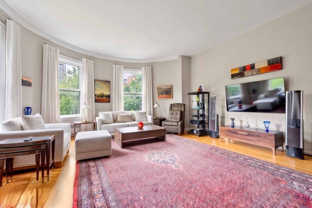 Condominium at 20 Gloucester St # 3, Boston MA 02115, Boston, photo 6 of 25