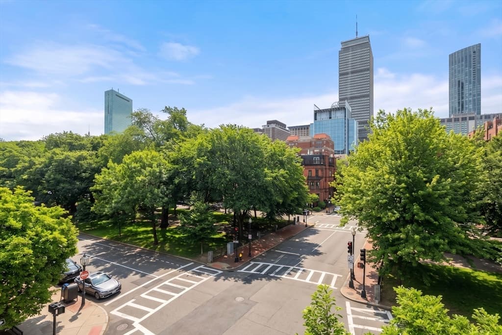 Condominium at 20 Gloucester St # 3, Boston MA 02115, Boston, photo 5 of 25