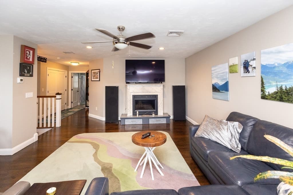 1 Driftwood Dr, Easton MA 02375 photo 11