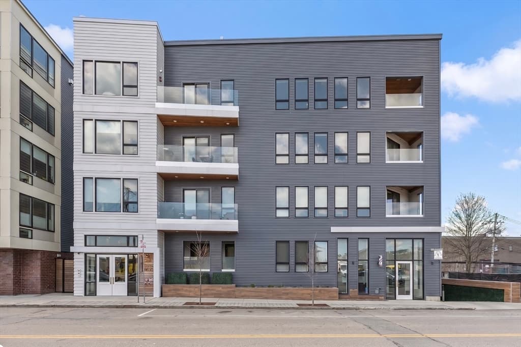 Condominium at 377 W 1st St # 3, Boston MA 02127, Boston, photo 29 of 33