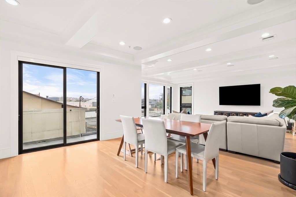 Condominium at 377 W 1st St # 3, Boston MA 02127, Boston, photo 8 of 33