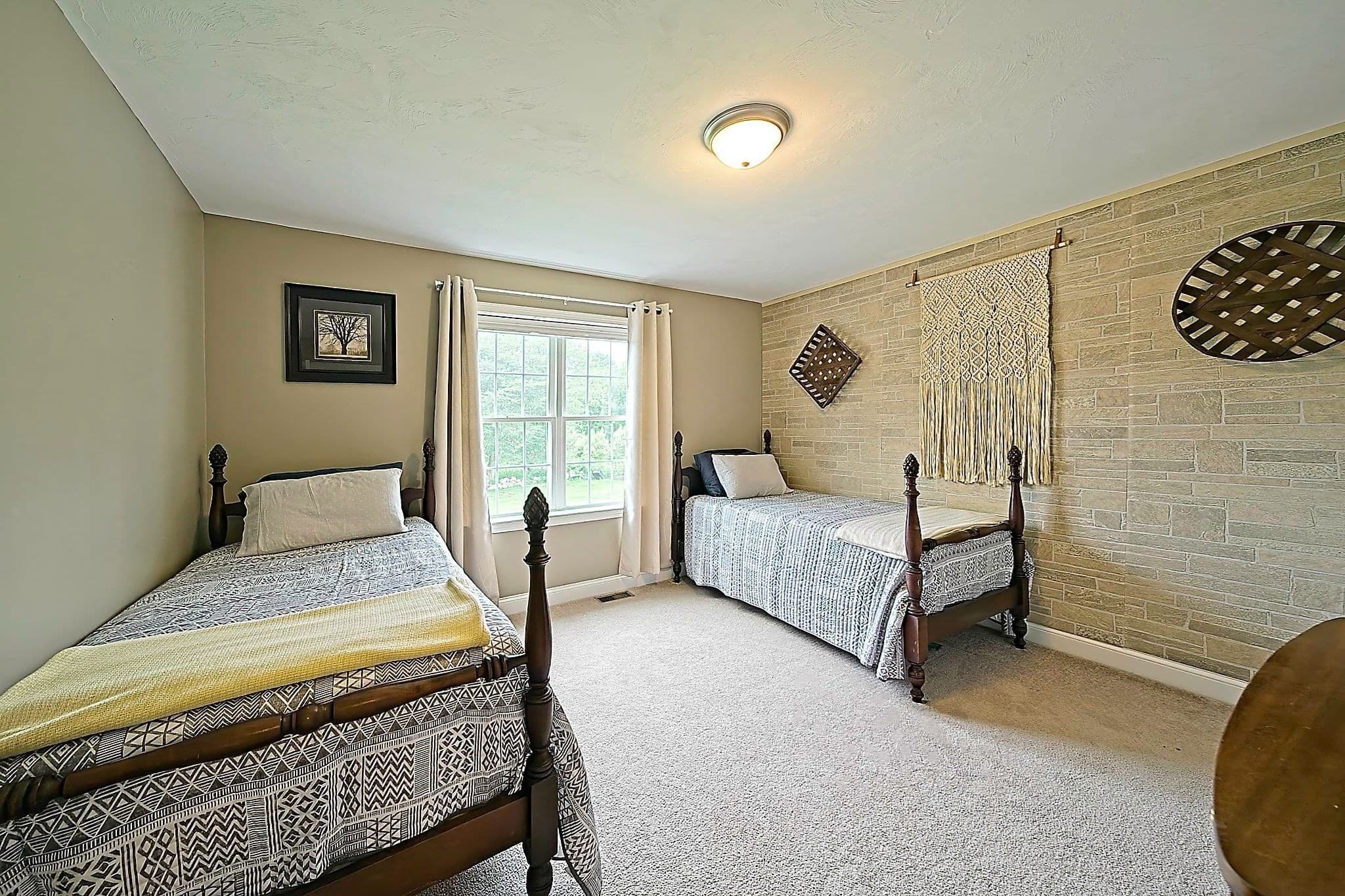 Single Family Residence at 3 Blacksmith Drive, Acushnet MA 02743, Acushnet, photo 14 of 24