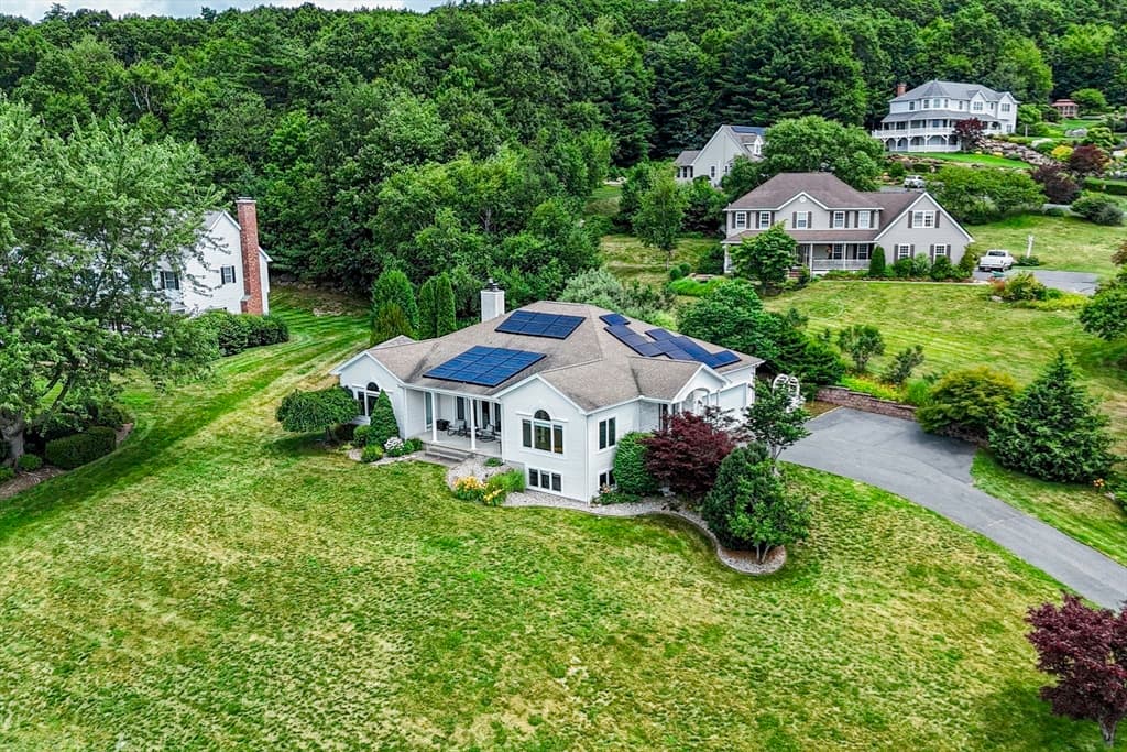 27 Spring Hill Rd, Belchertown MA 01007 photo 3