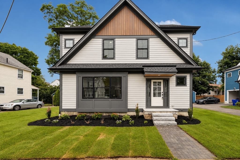 29 Keystone, Boston MA 02132