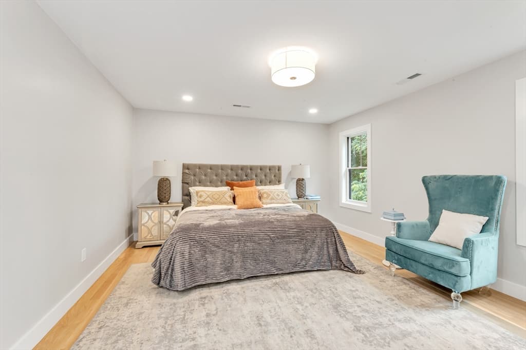 Single Family Residence at 29 Keystone, Boston MA 02132, Boston, photo 15 of 29