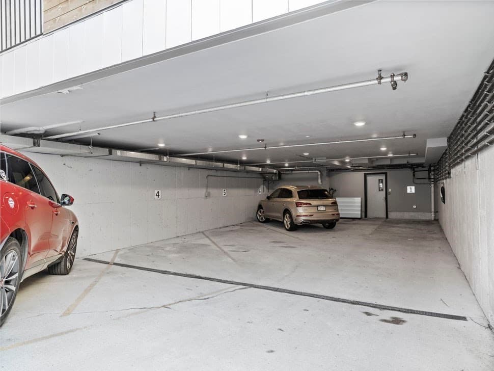 Condominium at 362-364 W Broadway # 2, Boston MA 02127, Boston, photo 18 of 22