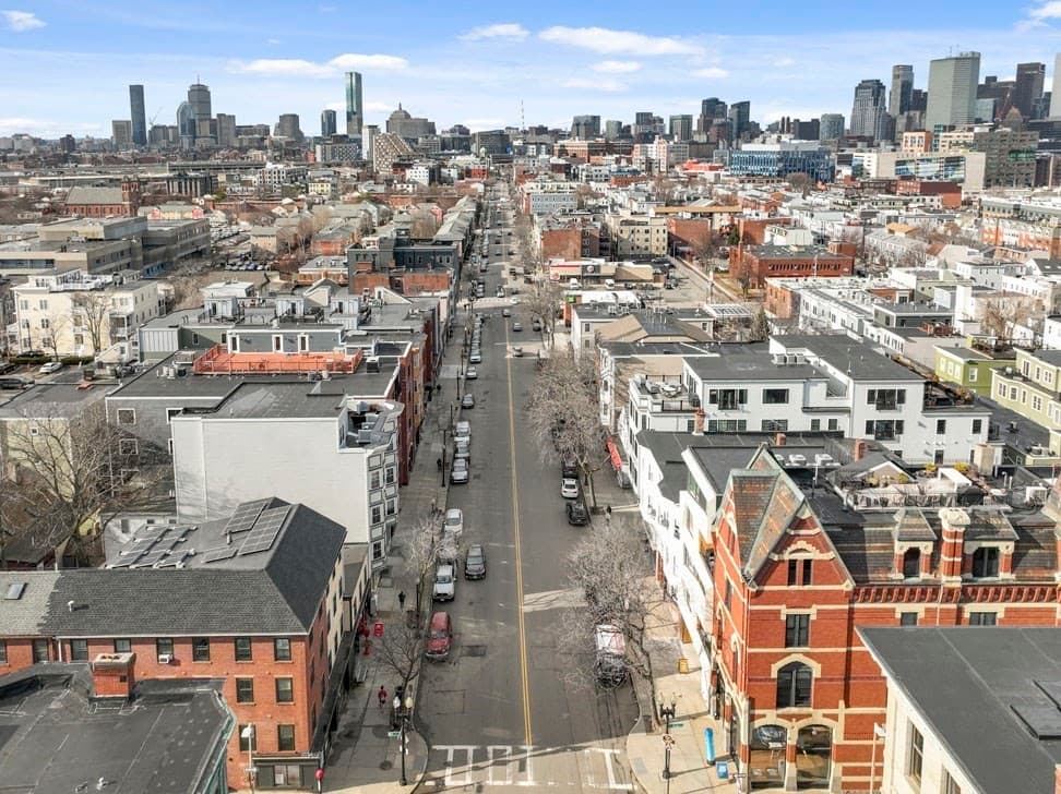 Condominium at 362-364 W Broadway # 2, Boston MA 02127, Boston, photo 21 of 22