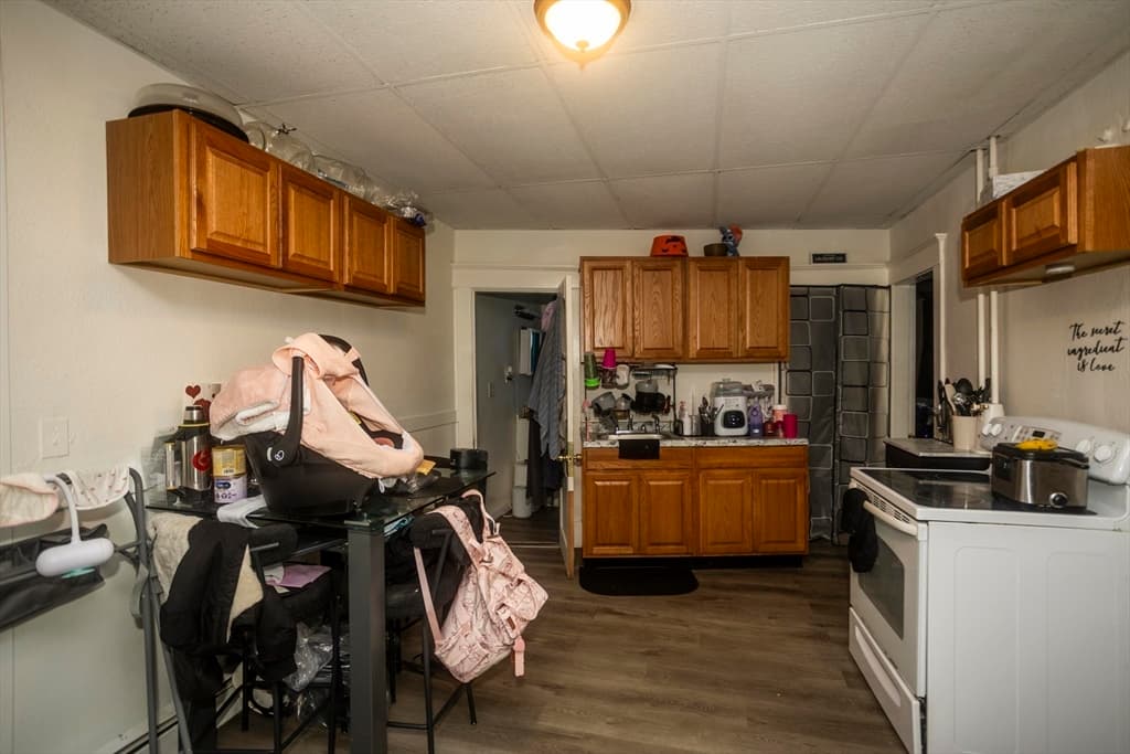 583 Chicopee St, Chicopee MA 01013 photo 12